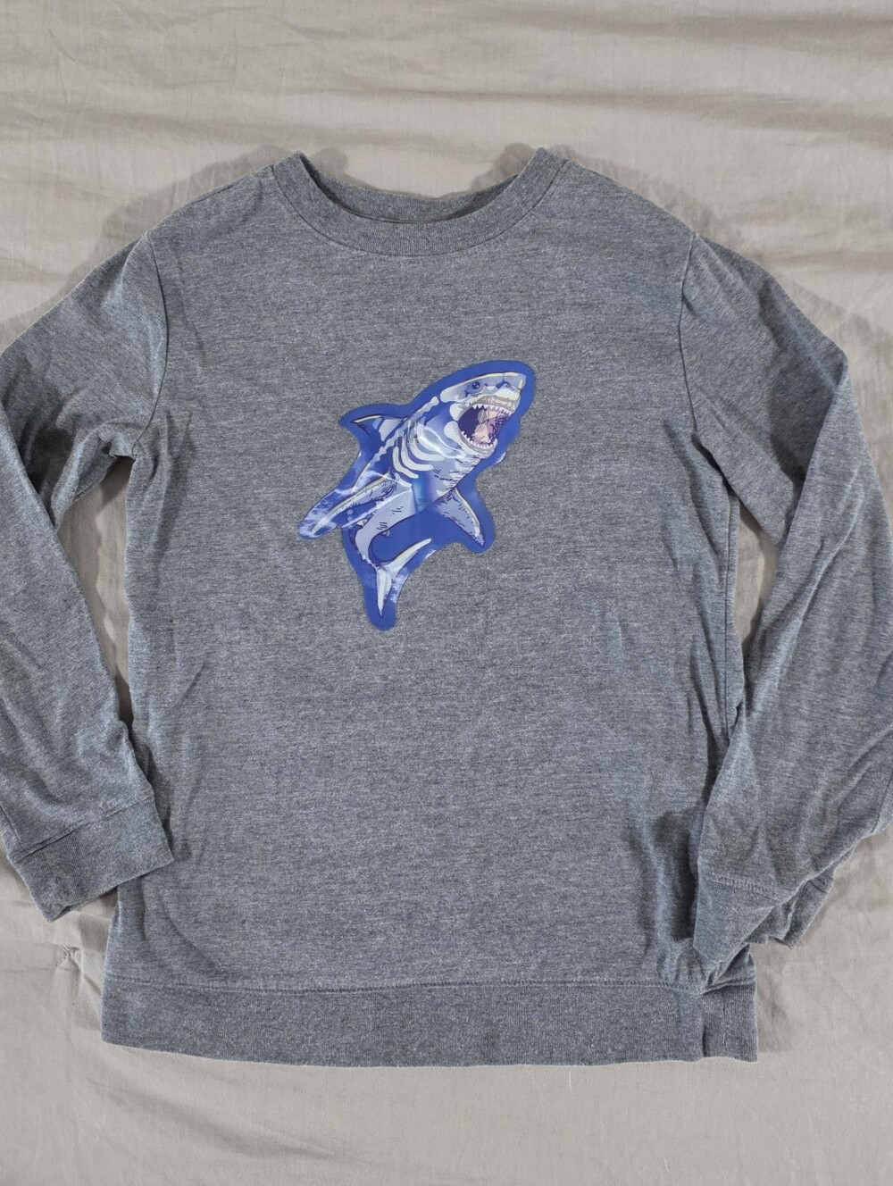 Cat & Jack Boys Lenticular Shark Graphic Long Sleeve Gray Shirt S 6-7